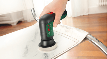 Akumuliatorinis valymo šepetys Bosch Universalbrush aprašymas - Prekės nuotrauka Akumuliatorinis valymo šepetys Bosch Universalbrush aprašymas - Prekės nuotrauka