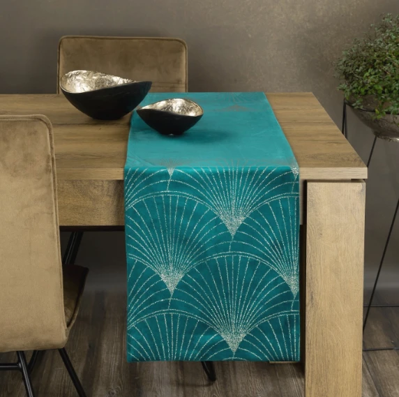 Eurofirany BLINK / 14 Aksominis stalo takelis su su dideliu art deco stiliaus vėduoklės raštu, 35X220 cm, spalva: tamsi turkio aprašymas - Prekės nuotrauka
