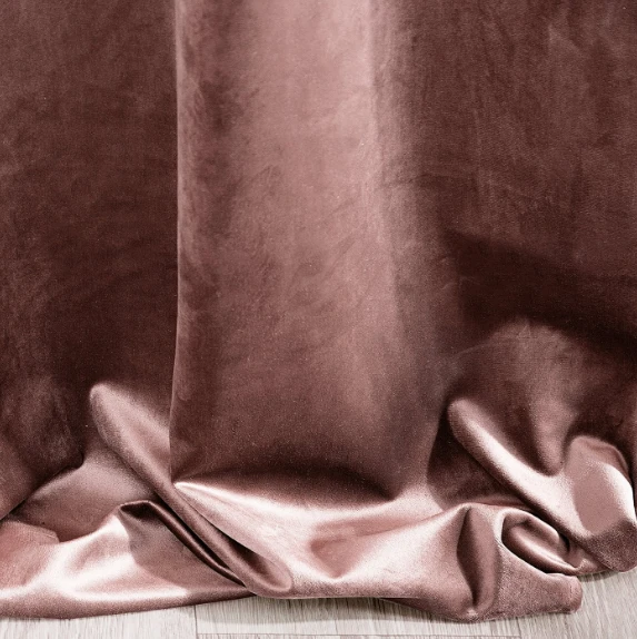 Naktinė užuolaida iš minkšto aksomo Eurofirany DIVA LINE RIA 140X270 cm, juosta/ tunelis/ kabliukai, 300g/m2, spalva: tamsiai rožinė aprašymas - Prekės nuotrauka