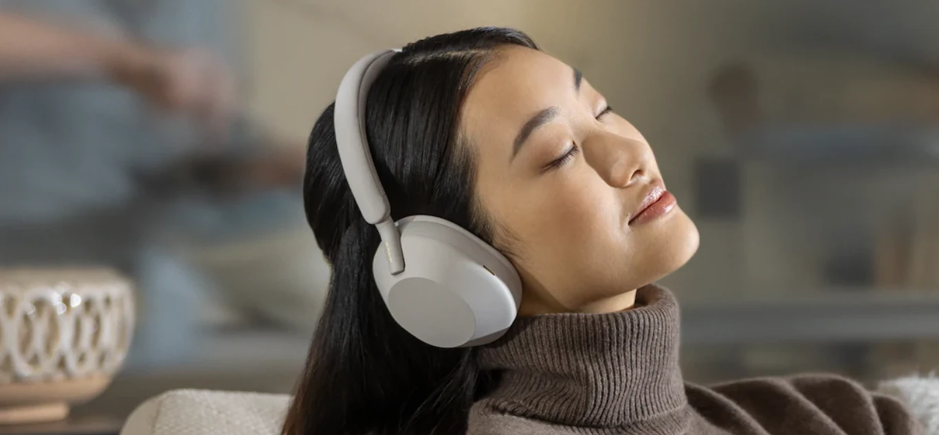 Belaidės ausinės Sony WH-1000XM5 su triukšmo slopinimo technologija, Juodos aprašymas - Prekės nuotrauka