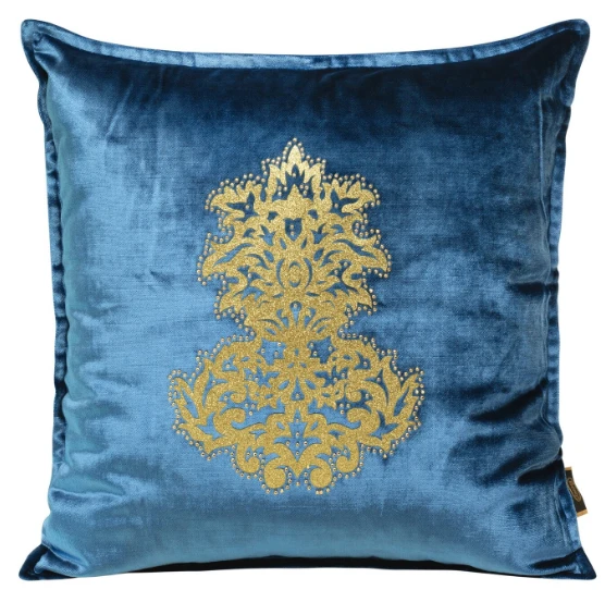 Eurofirany ROYAL 4 Aksominis pagalvės užvalkalas su auksiniu ornamentu, 45X45 cm, spalva: mėlyna aprašymas - Prekės nuotrauka