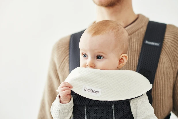 BABYBJORN seilinukai nešioklei balti 031121 aprašymas - Prekės nuotrauka
