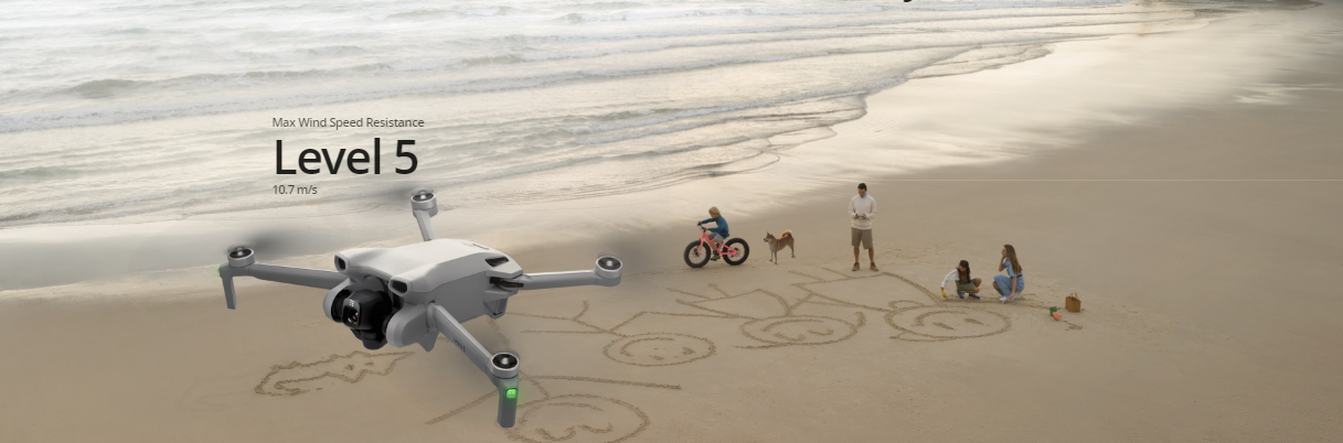 Dronas DJI Mini 3 Fly More Combo su DJI RC valdymo pultu ir papildomais aksesuarais aprašymas - Prekės nuotrauka