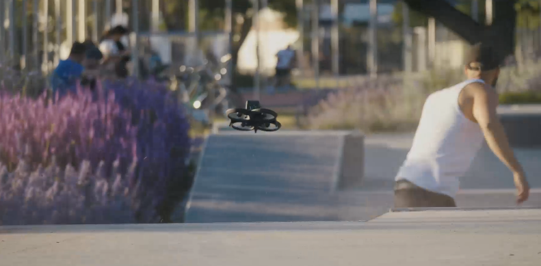 Dronas DJI Avata Pro-View Combo aprašymas - Prekės nuotrauka