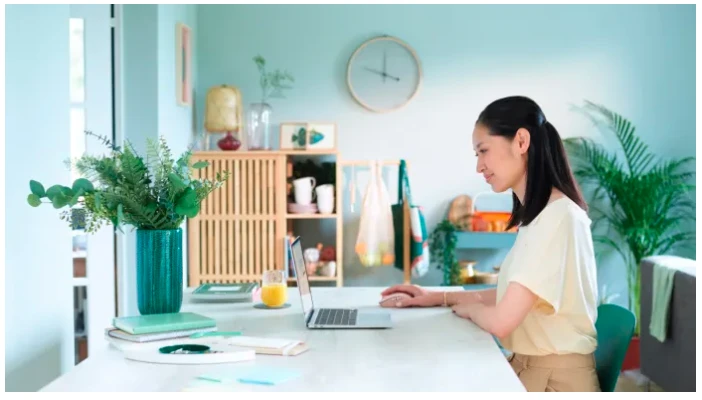 Belaidė pelė Logitech Signature M650 L Left, baltos spalvos aprašymas - Prekės nuotrauka