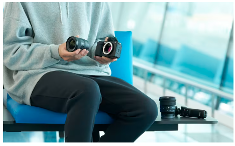Sony ZV-E1 viso kadro vaizdo tinklaraščių kamera, baltos spalvos aprašymas - Prekės nuotrauka