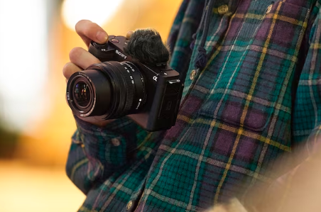 Sony ZV-E1 viso kadro vaizdo tinklaraščių kamera, baltos spalvos aprašymas - Prekės nuotrauka