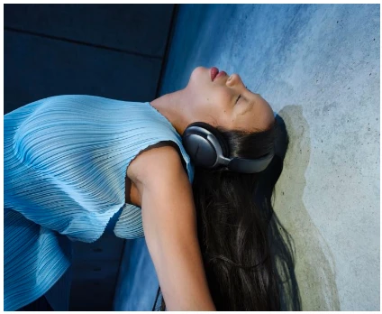 Belaidės ausinės Bose QuietComfort Ultra, Juodos aprašymas - Prekės nuotrauka