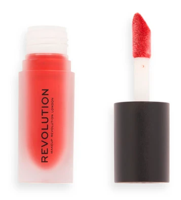 Makeup Revolution London Matte Bomb - Skysti lūpų dažai, 4,6 ml. Spalva: Lure Red aprašymas - Prekės nuotrauka