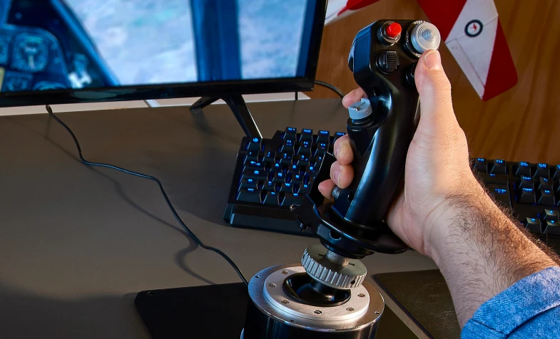 Thrustmaster HOTAS WARTHOG Vairalazdė ir akceleratoriaus valdiklis, Juodas aprašymas - Prekės nuotrauka