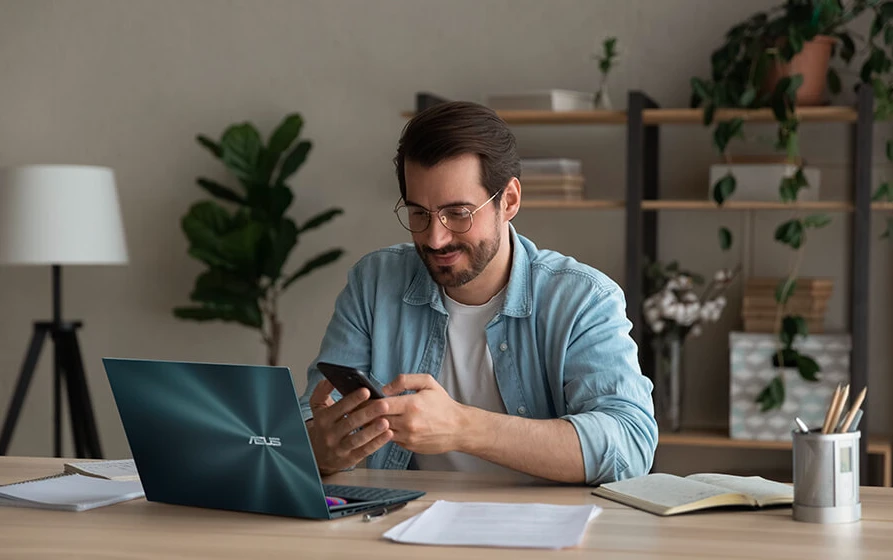 Maršrutizatorius ASUS RT-AXE7800 aprašymas - Prekės nuotrauka Maršrutizatorius ASUS RT-AXE7800 aprašymas - Prekės nuotrauka