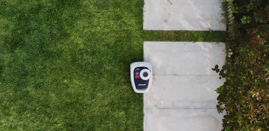 Vejos robotas Segway Navimow i108E aprašymas - Prekės nuotrauka Vejos robotas Segway Navimow i108E aprašymas - Prekės nuotrauka