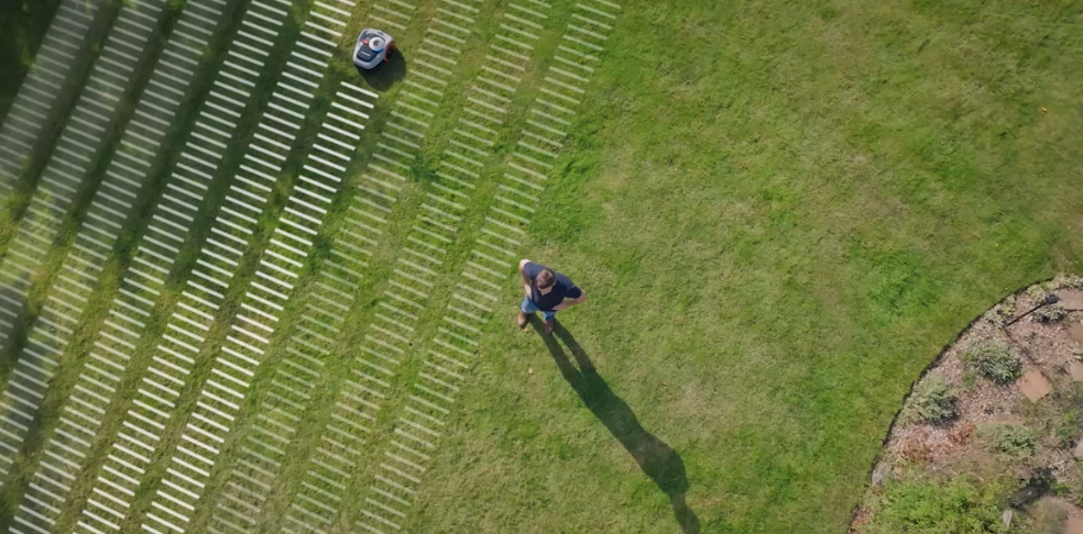 Segway Navimow i105E Belaidis vejos pjovimo robotas skirtas iki 500 m² vejai aprašymas - Prekės nuotrauka