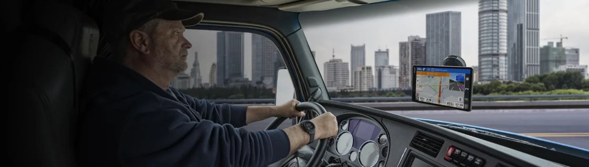 Sunkvežimių palydovinė navigacija Garmin dēzl LGV610 6