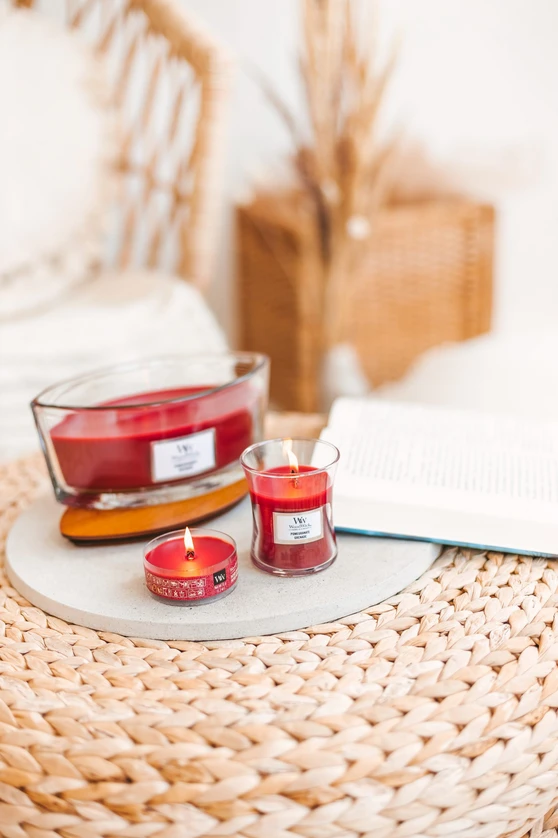 WoodWick Aromatinė žvakė (Pomegranate), 275 g aprašymas - Prekės nuotrauka