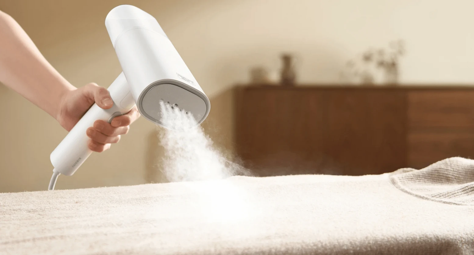 Rankinis garų lygintuvas Xiaomi Handheld Garment Steamer EU | 1300 W | 0.16 L | Baltas aprašymas - Prekės nuotrauka