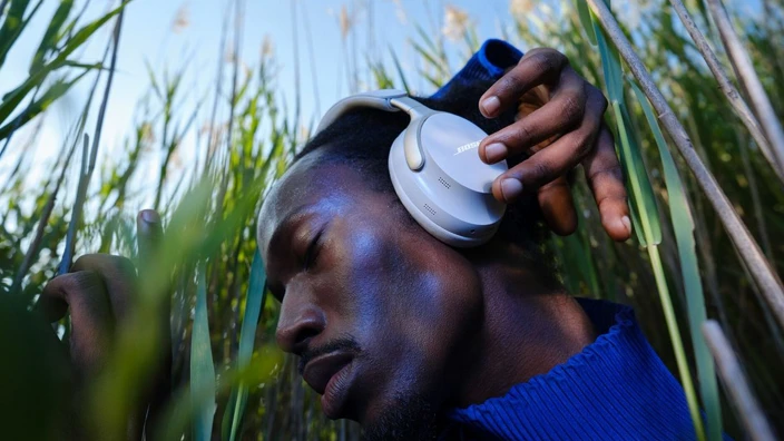 Bose QuietComfort Ultra Diamond belaidės ausinės aprašymas - Prekės nuotrauka