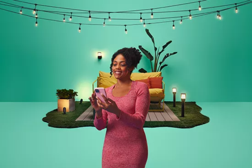 Lauko sieninis šviestuvas WiZ Smart WiFi  Classic | 2700–5000 K (RGB) aprašymas - Prekės nuotrauka