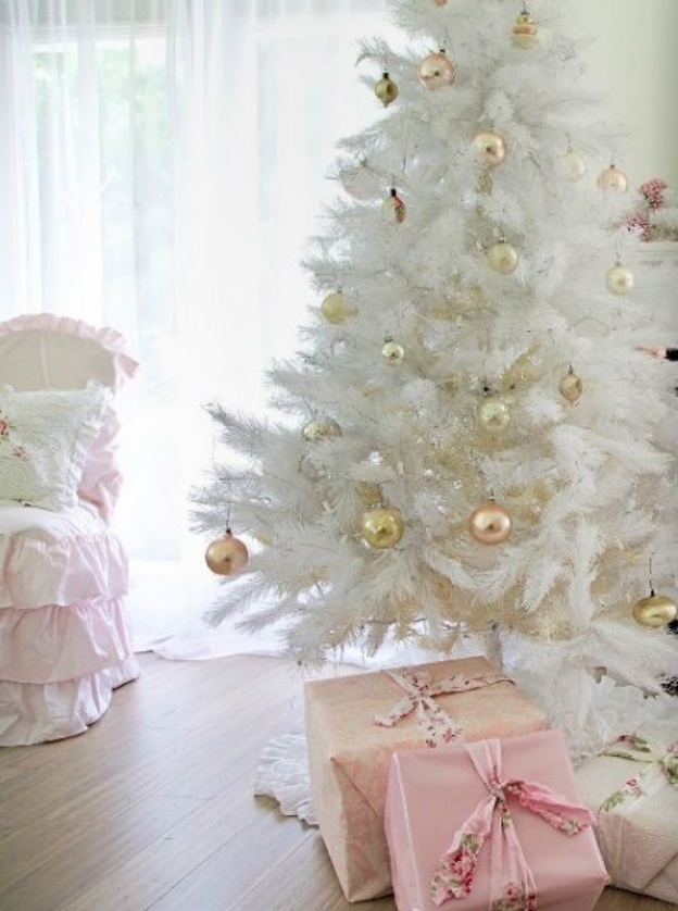 Kalėdų eglutė Winteria Basic, 210 cm aprašymas - Prekės nuotrauka