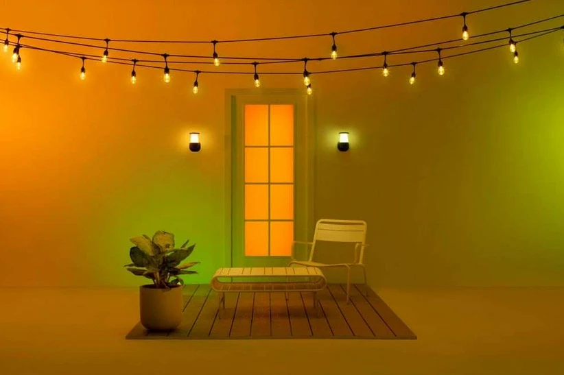 Sieninis lauko šviestuvas WiZ Smart WiFi 8,5 W | 2700–5000 K (RGB) aprašymas - Prekės nuotrauka