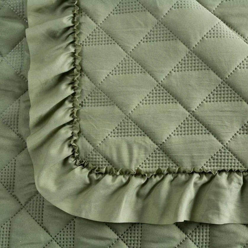 Lovatiesė Eurofirany CLASSIC VANESA, dygsniuota karšto spaudimo (hot press) technika, 200 x 220 cm, spalva: žalia aprašymas - Prekės nuotrauka