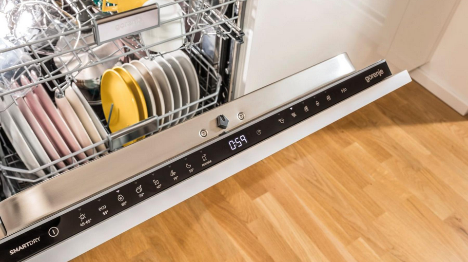 Indaplovė Gorenje GS643E90W | Pastatoma | Plotis 59.9 cm | 6 programos | E klasė| Ekranas | AquaStop funkcija | Balta aprašymas - Prekės nuotrauka
