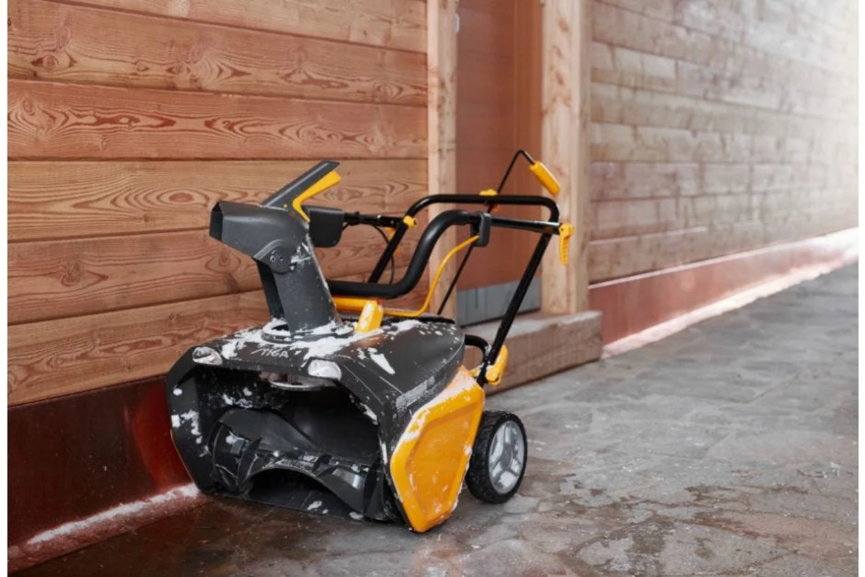 Valytuvas sniego STIGA ST 700e Kit 2S1500108/ST aprašymas - Prekės nuotrauka