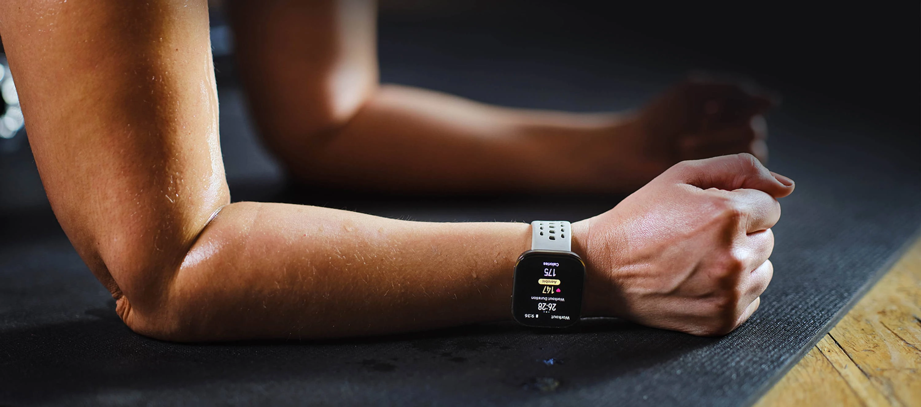 Išmanusis laikrodis Amazfit Bip 6, Kreminės spalvos su rusvu dirželiu aprašymas - Prekės nuotrauka