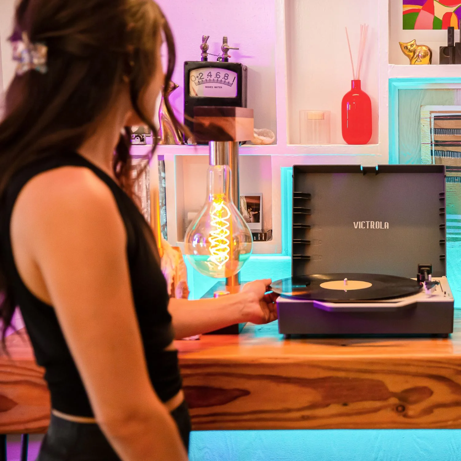 Patefonas Victrola Re-Spin VSC-725SB, Raudonos spalvos aprašymas - Prekės nuotrauka