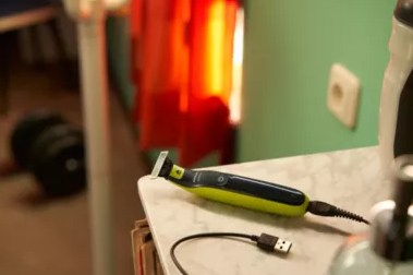 Barzdaskutė Philips Norelco OneBlade QP2824/20 aprašymas - Prekės nuotrauka