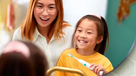 Philips Sonicare For Kids 4 dalių šepetėlių galvučių pakuotė HX6044/90 aprašymas - Prekės nuotrauka