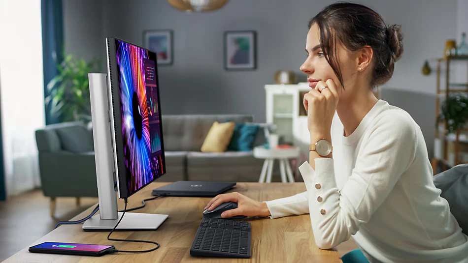 Monitorius Dell UltraSharp U2724DE/ 16:9/ WQHD IPS/ 120Hz/ 5ms/ DP HDMI 1xUSB-C 3xUSB /Thunderbolt /VESA Sidabrinis aprašymas - Prekės nuotrauka