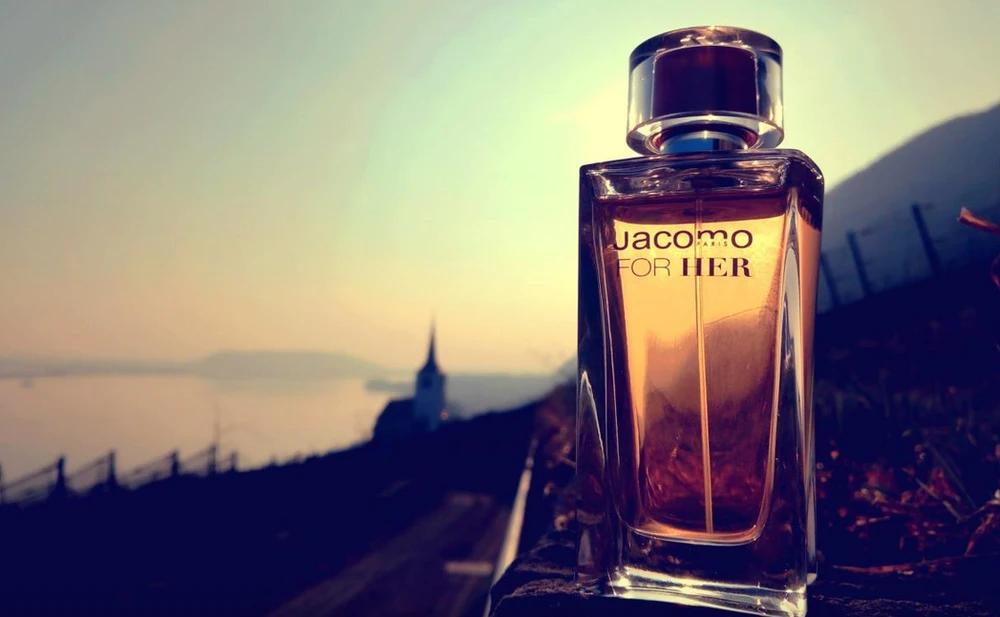 Kvepalai moterims Jacomo For Her, EDP 100 ml aprašymas - Prekės nuotrauka