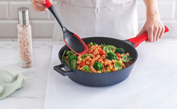 Neprideganti keptuvė Zwieger Obsidian, 28 cm aprašymas - Prekės nuotrauka