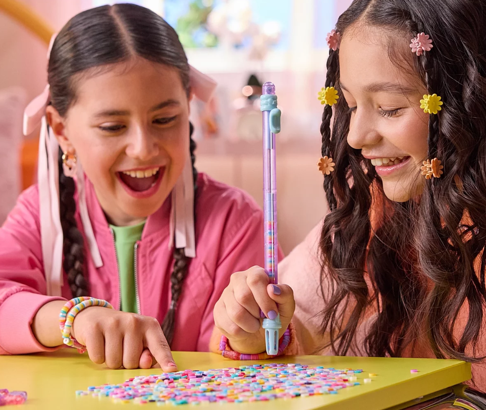 Apyrankių vėrimo rinkinys COOL MAKER Stack'd Heishi Bracelet Studio aprašymas - Prekės nuotrauka