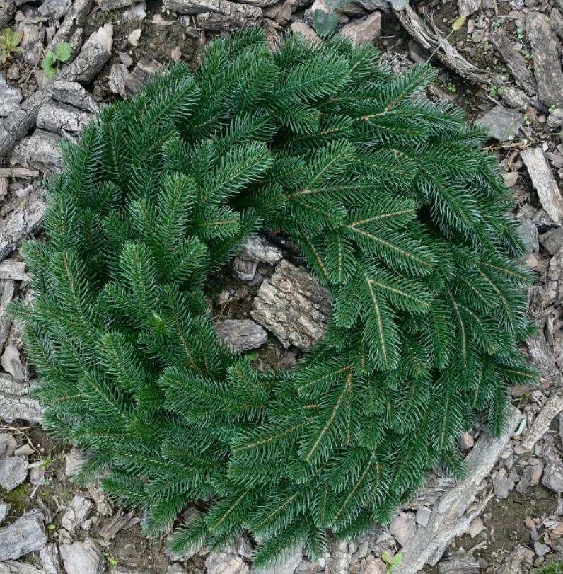 Kalėdinis vainikas „Lux“ - žalios spalvos, 60 cm aprašymas - Prekės nuotrauka