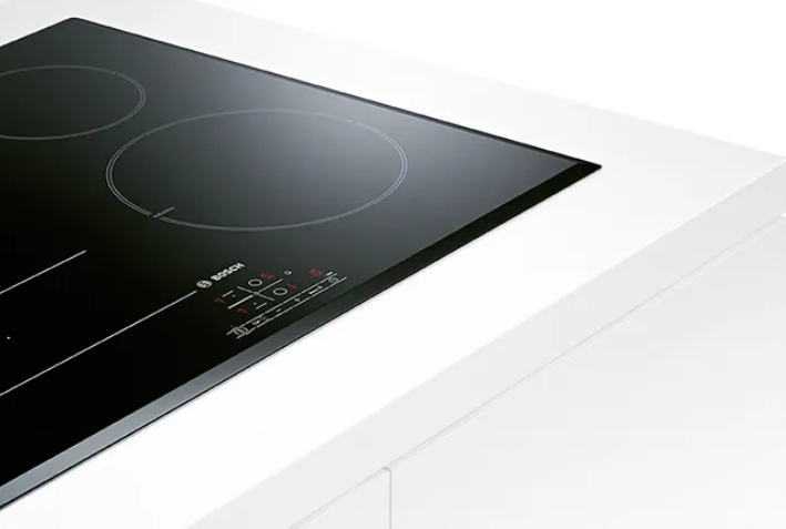 Bosch | PUJ611BB5E | Indukcija | Degiklių / virimo zonų skaičius 3 | Palieskite | Laikmatis | Juodas aprašymas - Prekės nuotrauka