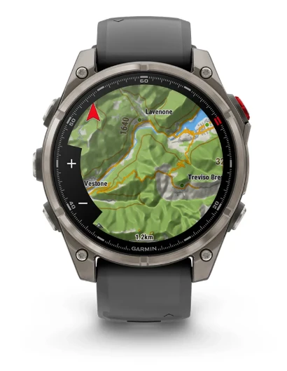 Išmanusis laikrodis Garmin fēnix® 8 Pro – 47 mm, AMOLED Sapphire, Pilkos anglies spalvos DLC titanas su juodos / pilkos akmenukų spalvos silikoniniu dirželiu aprašymas - Prekės nuotrauka
