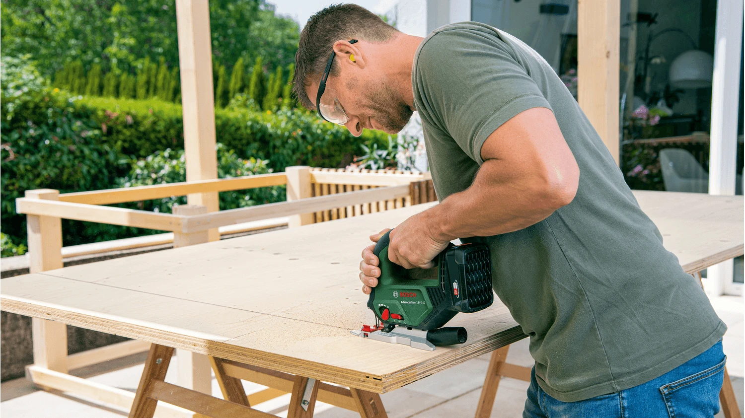 Akumuliatorinis siaurapjūklis Bosch  AdvancedSaw 18V-140, 18 V, 1x2,0Ah aprašymas - Prekės nuotrauka