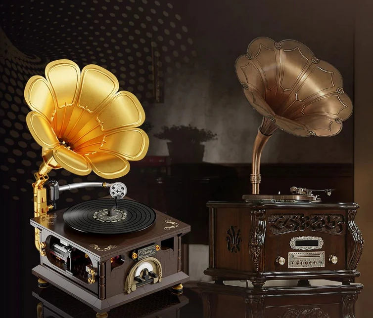 Dėlionė gramofonas Pantasy Retro Gramophone, 646 dalių aprašymas - Prekės nuotrauka