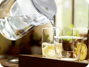 Vandens filtravimo ąsotis BRITA Marella Cool Graphite, 2,4 l + 1 vandens filtravimo filtras aprašymas - Prekės nuotrauka