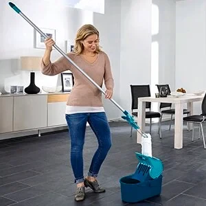 Grindų plovimo rinkinys Leifheit Press Profi Compact aprašymas - Prekės nuotrauka Grindų plovimo rinkinys Leifheit Press Profi Compact aprašymas - Prekės nuotrauka
