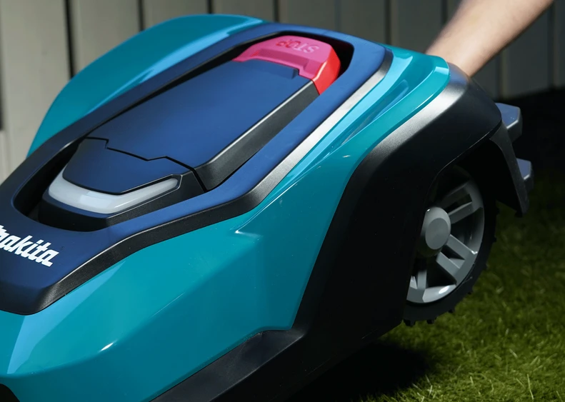 Vejos robotas Makita RM350D 18 V, 24 cm, 3500 m² aprašymas - Prekės nuotrauka