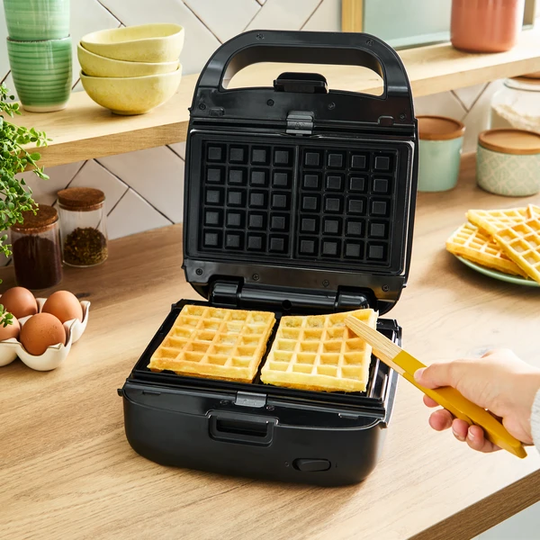 Sumuštinių keptuvė-vaflinė Tefal SW862BF0, 700 W aprašymas - Prekės nuotrauka